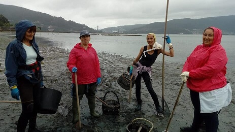 Excursiones con mariscadoras en Redondela