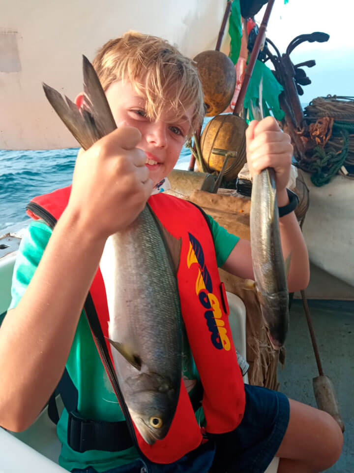 pescaturismospain.com excursiones de pesca en Vinaroz con Jovens
